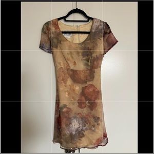 Short babydoll floral dress